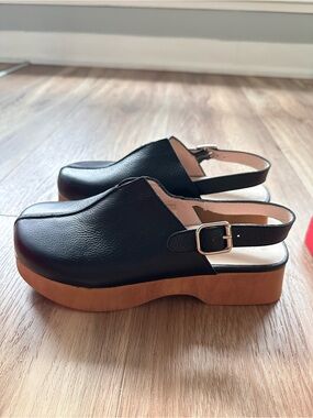 Black Leather Slingback Platform Clogs with Wood-Tone Sole
